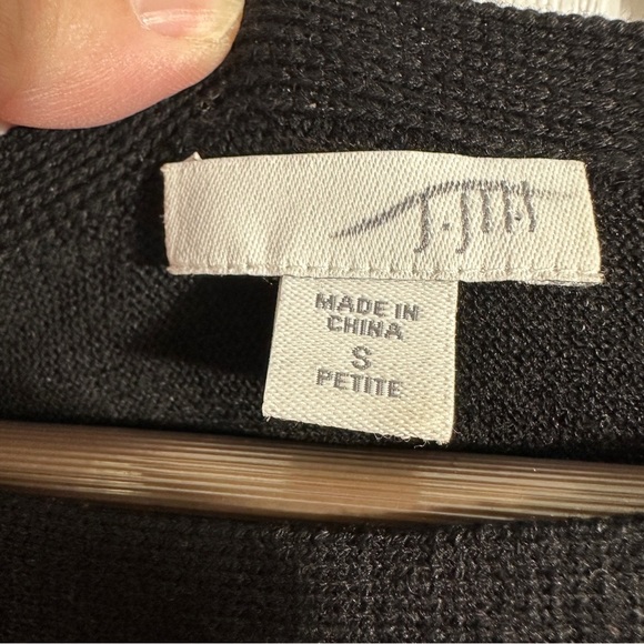 J. Jill asymmetrical colorblock black/red tunic, wool blend, size PS, 3/4 sleeve - Picture 4 of 12